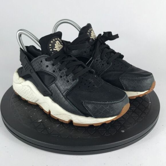 Nike Air Huarache Run Black/White/Gum Running Shoes 3020450-104 Women’s Size 6.5 - Picture 3 of 12